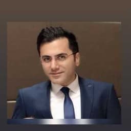 تصویر دکتر آرش یزدان شناس فلوشیپ اقدامات مداخله ای قلب و عروق بزرگسالان (اینترونشنال کاردیولوژی) در شیراز