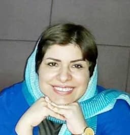 تصویر دکتر راضیه نعیمی متخصص قلب و عروق در شیراز